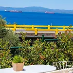 Almyros Aktis Mountain And Sea קלמאטה