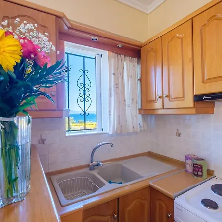 Apartman Almyros Aktis Mountain And Sea Kalamáta