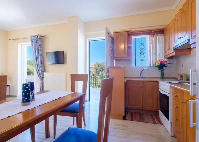 Almyros Aktis Mountain And Sea Apartamento