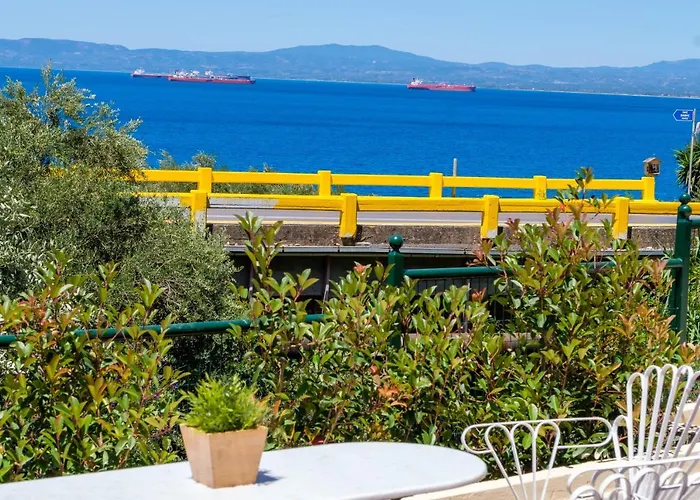 Almyros Aktis Mountain And Sea Calamata