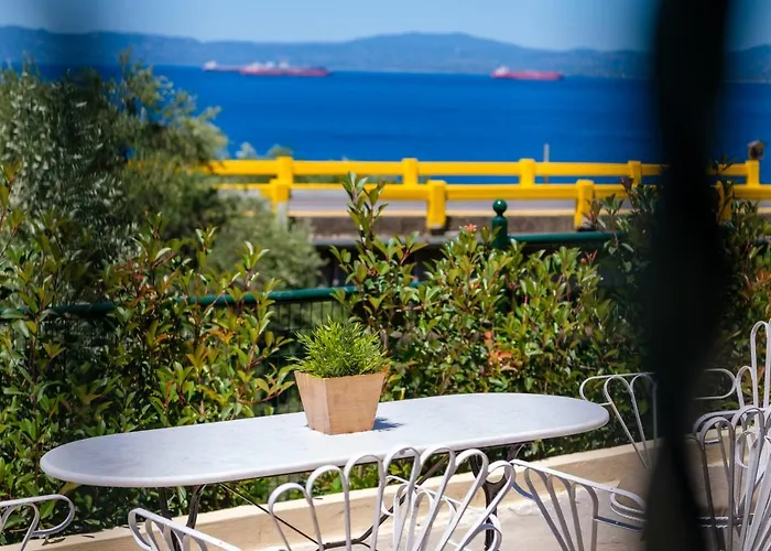 Almyros Aktis Mountain And Sea Calamata