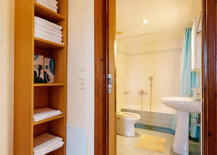 Almyros Aktis Mountain And Sea Apartamento Calamata